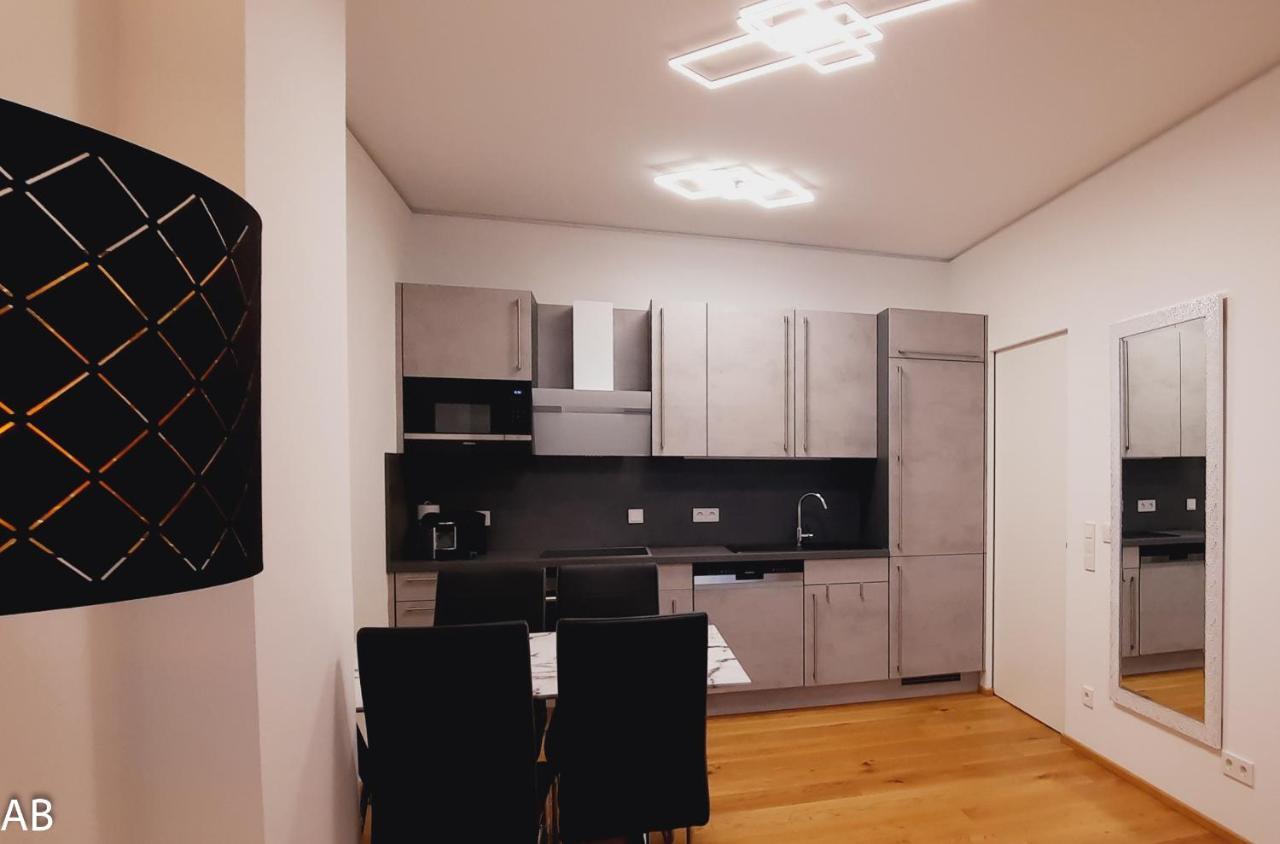 Superior Apartment & Rooftop Pool فيينا المظهر الخارجي الصورة