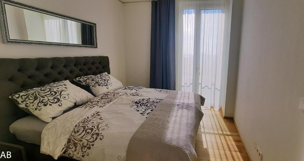 Superior Apartment & Rooftop Pool فيينا المظهر الخارجي الصورة